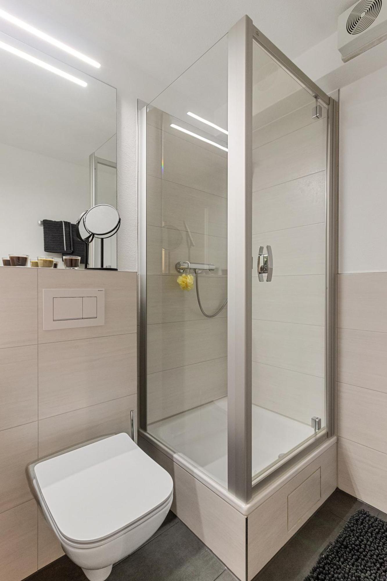 Apartment Fuer 1-2 - Wlan - Parkplatz - Homeoffice Kaiserslautern