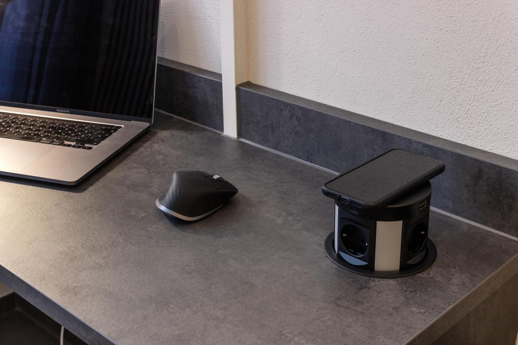 Fuer 1-2 - Wlan - Parkplatz - Homeoffice